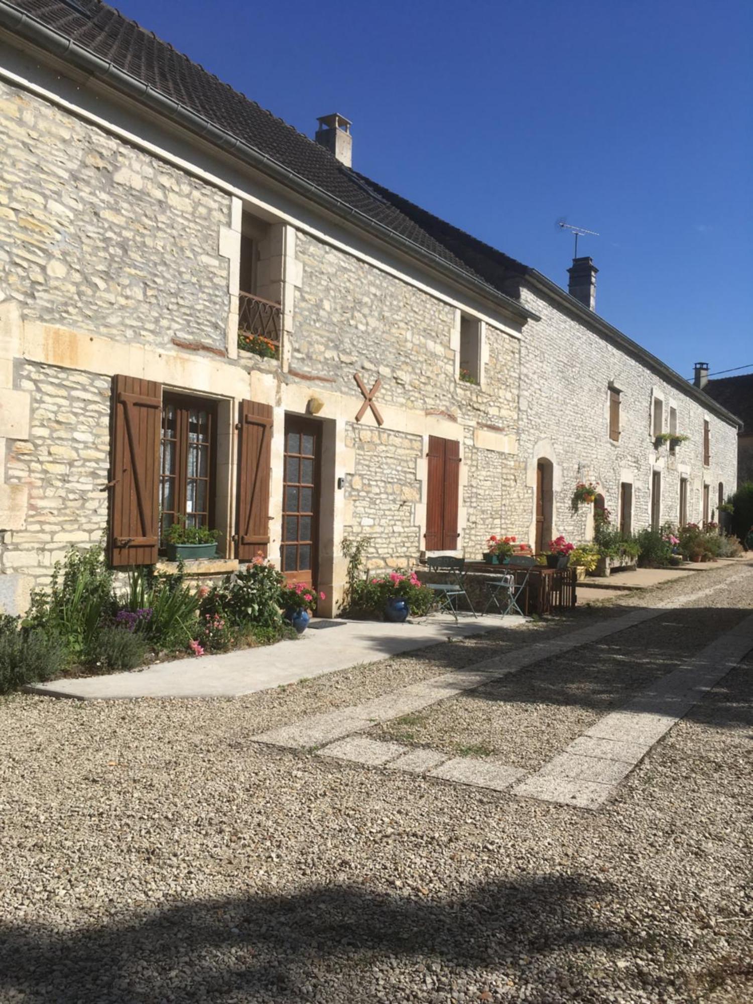 Villa Longere Campagne 10 Pers. Proche Guedelon Sougeres-en-Puisaye Exterior foto